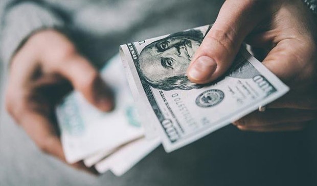 banklarda-dollar-ve-avronun-alis-satis-qiymetleri